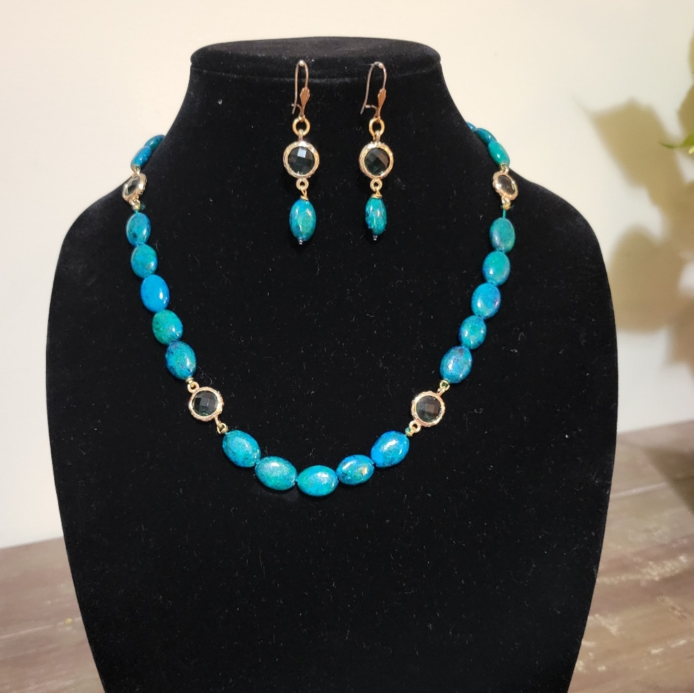 Teal Blue Stone Beaded Necklace with Dangle Earrings